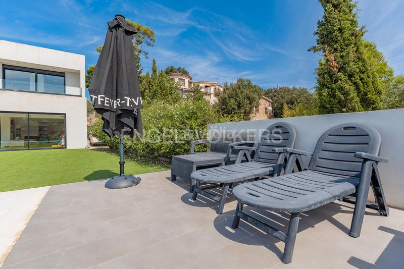 Foto 01d446af-9aab-45c1-9855-c0357db4d903. Casa con riscaldamento piscina in La Sentiu Gavà