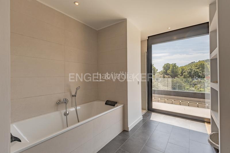 Foto 92153737-6ca5-4c4f-af91-f43c74a512aa. Casa con riscaldamento piscina in La Sentiu Gavà