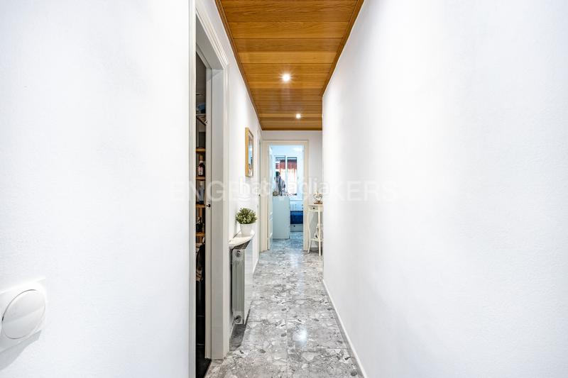 Foto 17b44d3f-d436-4f81-9c37-b5167bc249c4. Apartamento magnifico piso al lado de plaza españa en Sabadell