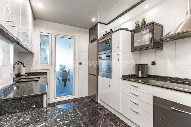 Foto 2470043b-4bc3-4ebf-a071-0cc050e7568e. Apartamento magnifico piso al lado de plaza españa en Sabadell