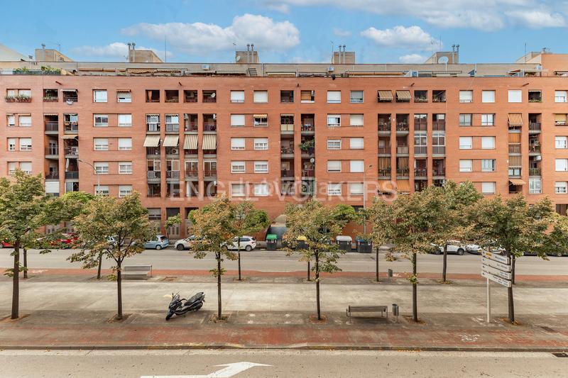 Foto 3f2aee5e-ddc9-4805-b1f4-1c82e712ec0c. Apartamento magnifico piso al lado de plaza españa en Sabadell