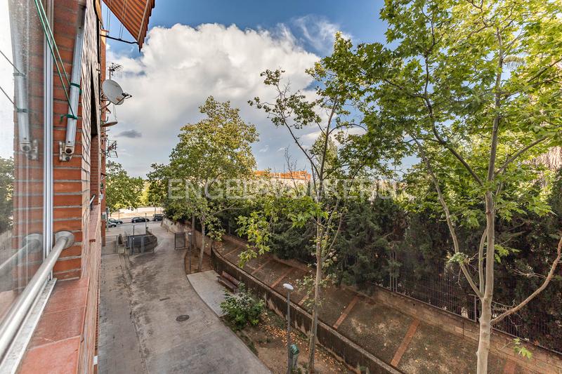 Foto fa8a4e74-c073-4455-98fb-bc82495c0e81. Apartamento magnifico piso al lado de plaza españa en Sabadell