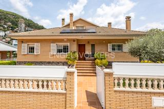 Maison à Vallirana. Casa unifamiliar de gran calidad en vallirana con piscina