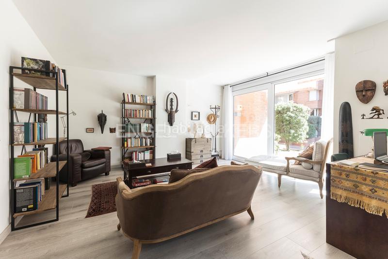 Foto 60a63894-2cbf-40e2-887c-89d7c3b1a60f. Piccolo appartamento con riscaldamento parcheggio in Barcelona