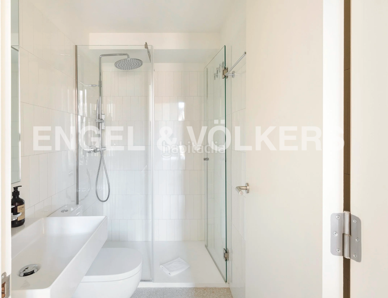 Foto 8d30c522-2040-4044-8183-73d7574026c6. Alquiler apartamento fantástico piso de 2 dormitorios en paseo de gracia en Barcelona