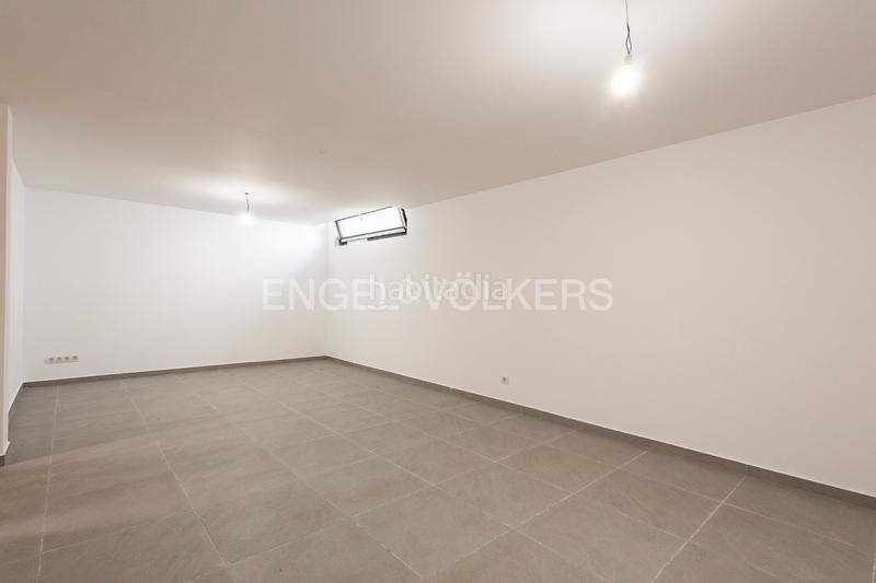 Foto 80549326-461a-422c-8d1f-74ead0d12118. Alquiler casa obra nueva en paseo maritimo en Baixador Castelldefels