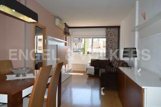 Lloguer Apartament a Sants-Badal. Encantador piso amueblado en rambla de badal
