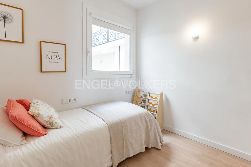 Foto 58fea55d-fdd5-40cd-90c3-99d725f38141. Alquiler apartamento magnífico piso reformado en primera línea de mar en Sitges