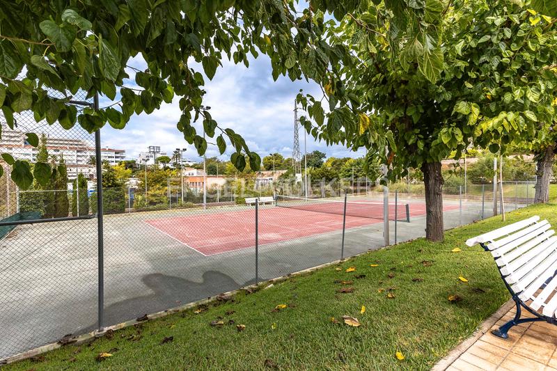 Foto 67a40b2b-333e-43f3-9f46-7ca59e09ca2a. Alquiler apartamento magnífico piso reformado en primera línea de mar en Sitges