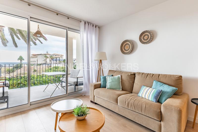Foto 650b6b9a-6971-435a-bff8-adb9a1f59d53. Lloguer apartament amb calefacció aparcament piscina a Sitges