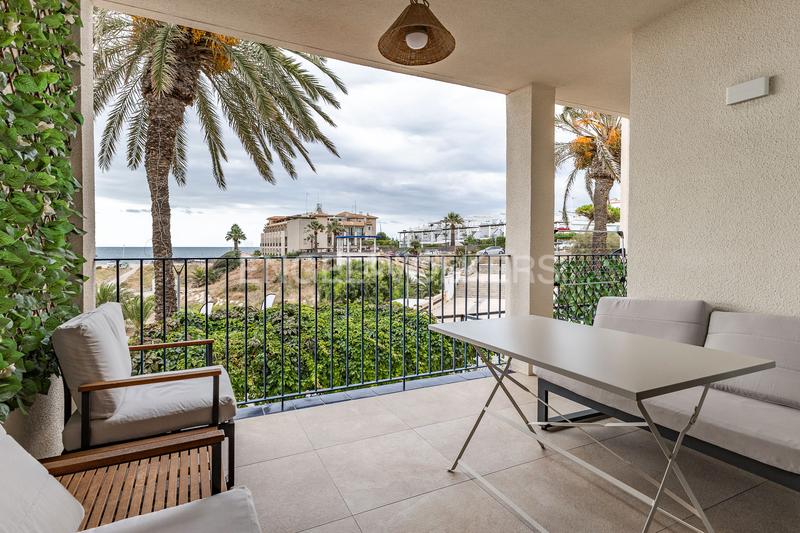 Foto 692e1a8b-6896-4964-b353-02b6d6fdf412. Lloguer apartament amb calefacció aparcament piscina a Sitges