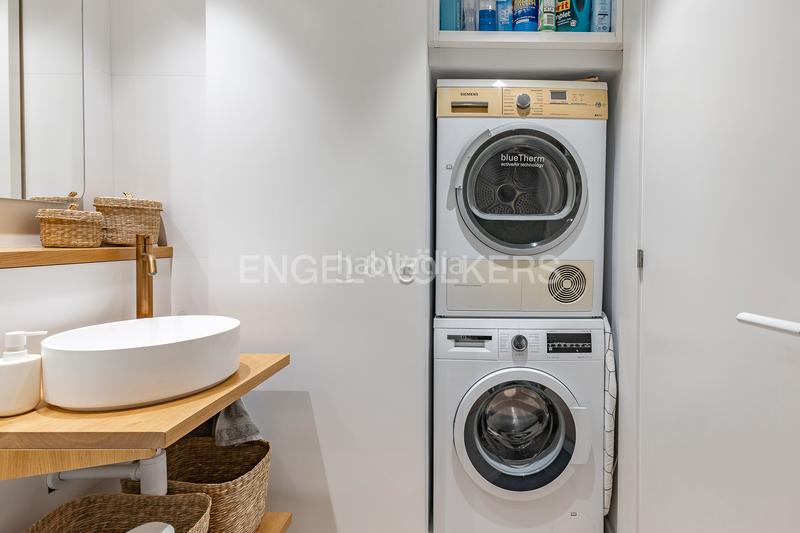 Foto d4482299-1a03-48c2-a535-9c057a816e09. Lloguer apartament amb calefacció aparcament piscina a Sitges