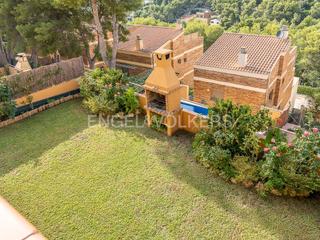 Location Maison à Nou Eixample Sud. Preciosa casa adosada en cala tamarit