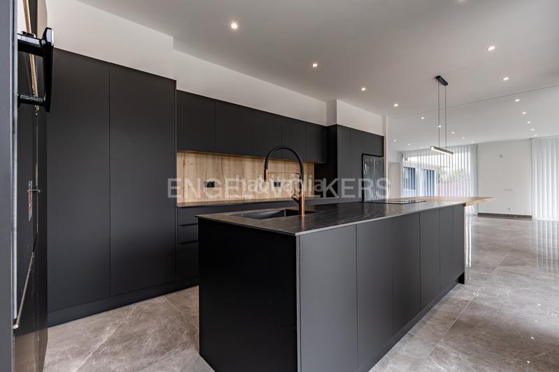 Foto dab94f1d-6f31-4faf-9608-fc6e4a11fc7b. Maison avec chauffage parking piscine dans Masies de Voltregà (Les)