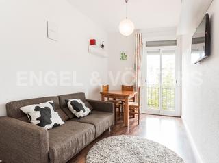 Lloguer Apartament a Sagrada Família. Luminoso y funcional piso temporal en eixample