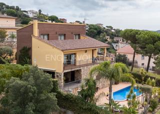 Casa a Mas Mora-Sant Daniel. Exclusiva casa en mas mora con vistas al mar