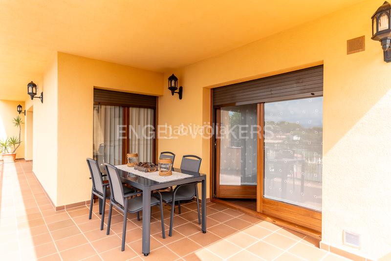 Foto b7ad75cf-6df6-4927-b923-c0090d935e94. Casa amb calefacció aparcament piscina a Mas Mora-Sant Daniel Tordera