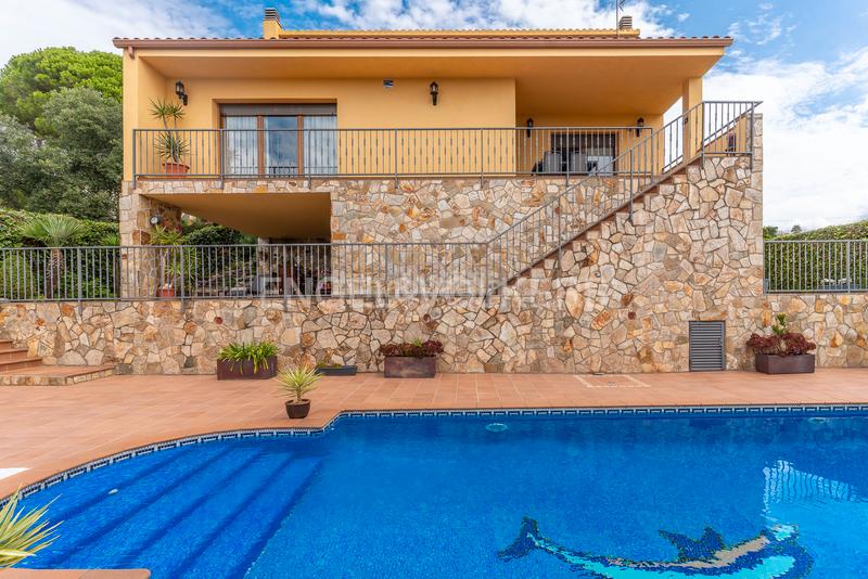 Foto dfe1f0d5-3cb1-4bf5-8d7d-11af9ef0b8b6. Casa amb calefacció aparcament piscina a Mas Mora-Sant Daniel Tordera