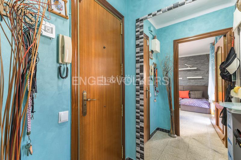 Foto ea09a7fb-275b-4bb9-a1b1-9cf498c81c7e. Ático maravilloso y funcional ático dúplex con 2 terrazas en Hospitalet de Llobregat (L´)