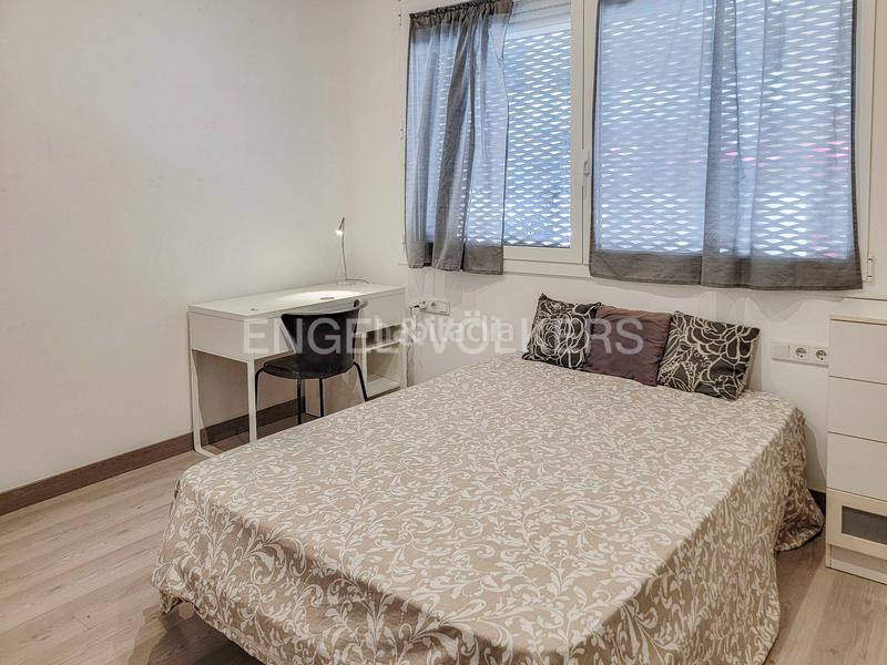 Foto 0eae8c01-2012-4b16-8f2e-b19686cecc29. Alquiler apartamento confortable piso en el centro del Poblenou en Barcelona