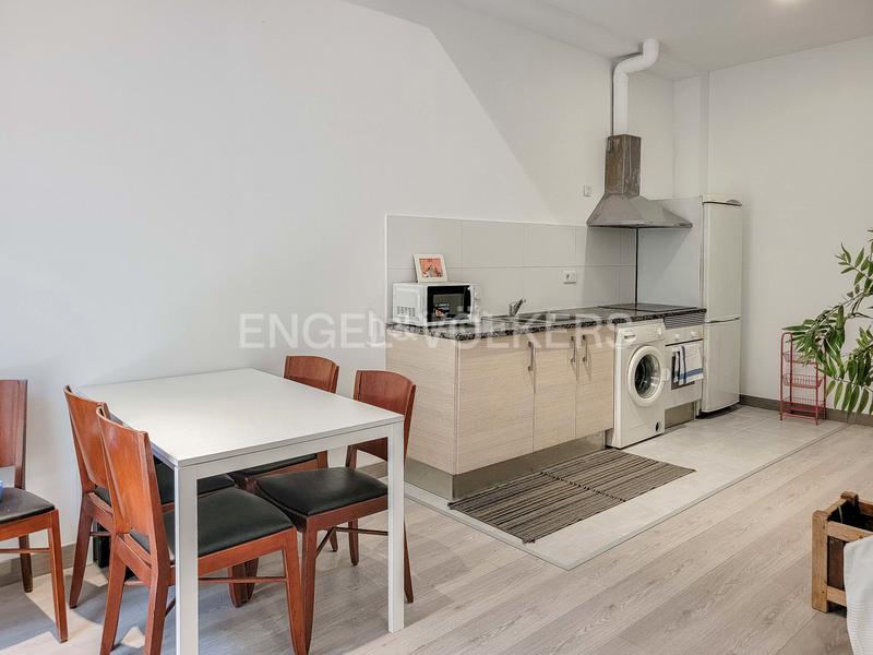 Foto bd6d9bc0-a4fa-42bc-a373-c4c9a7b26cb3. Location appartement avec chauffage dans Poblenou Barcelona