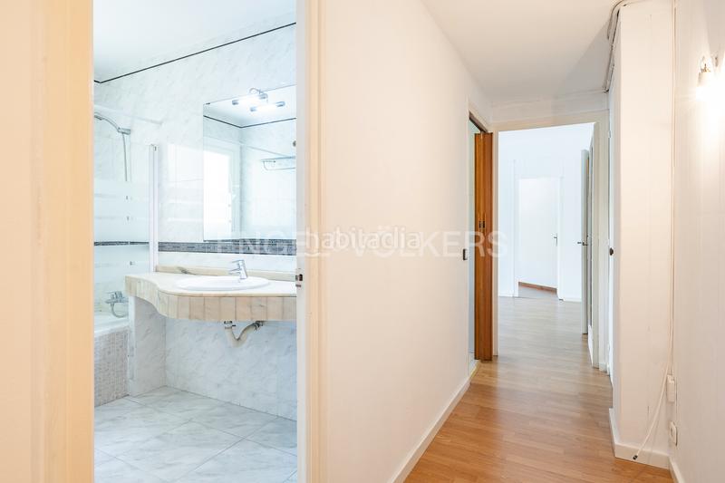 Foto 4cfb09af-6465-4aa7-a6d5-27857711d6a4. Apartament amb calefacció a Sant Antoni Barcelona