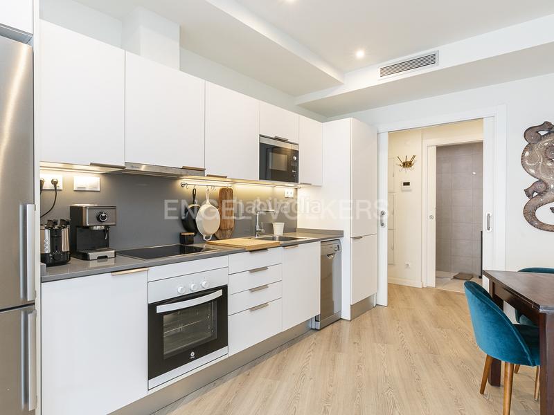 Foto 589d0b1f-a7d5-4f82-80a7-cbd5f3489741. Miete appartement mit heizung in Guinardó Barcelona