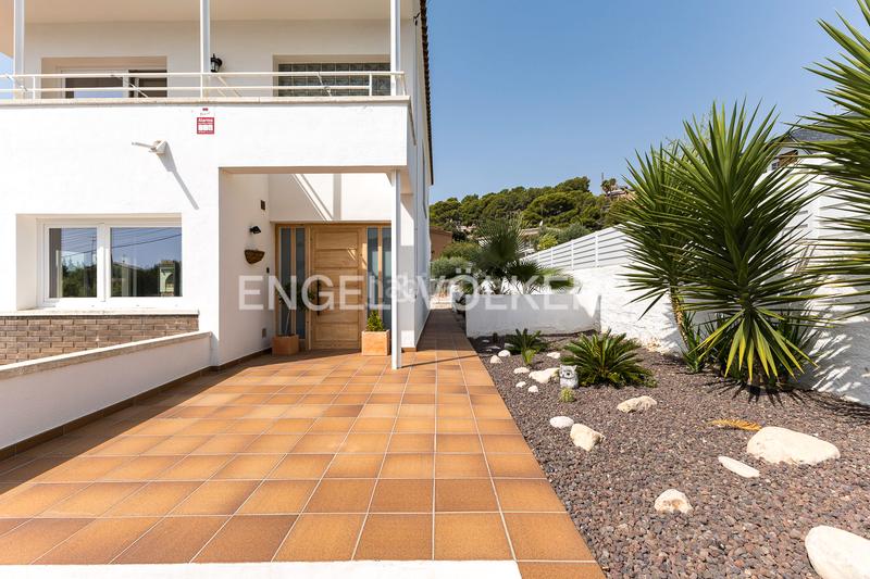 Foto 2d471ecd-0ad3-4a8d-adf8-4a10bcc757ec. Casa amb calefacció aparcament piscina a Els Masos - Els Garrofers Coma-ruga