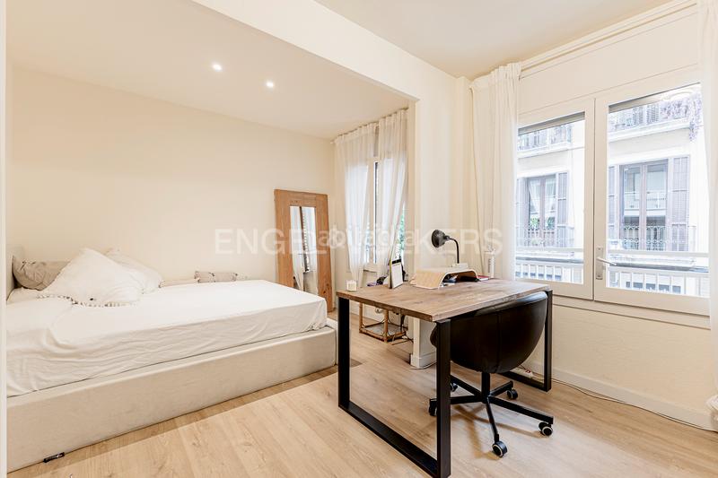 Foto 504f2876-4643-47da-9640-c871706077c7. Apartament amb calefacció a Vila de Gràcia Barcelona