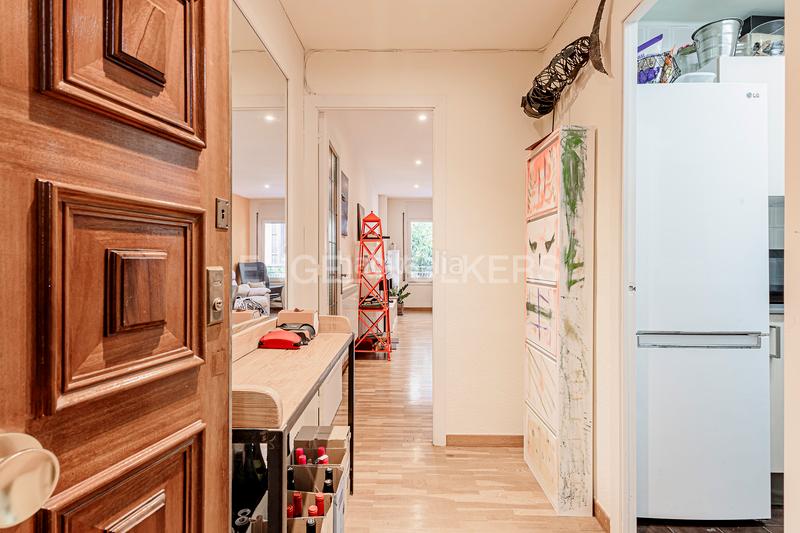 Foto 9fb58e31-5c12-4919-b8d8-46da13d285f1. Apartament amb calefacció a Vila de Gràcia Barcelona