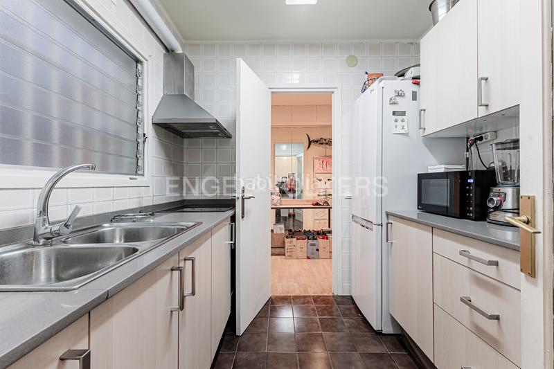 Foto e4942cc8-0ce2-403f-871a-ba655adabdc7. Apartament amb calefacció a Vila de Gràcia Barcelona