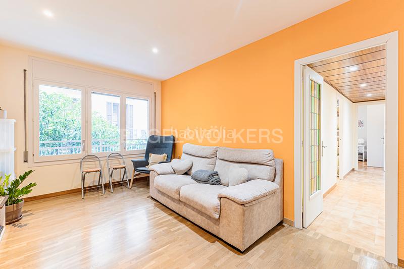 Foto fedc1863-ab66-4d5c-b146-a56ea2e0ed2a. Apartament amb calefacció a Vila de Gràcia Barcelona