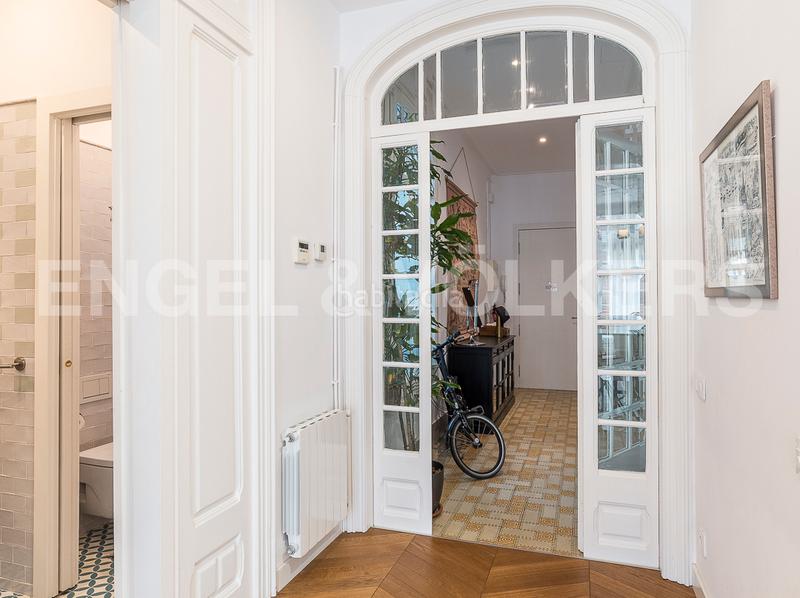 Foto 09ee3d61-b479-4e5d-9ebc-9a5ea5755c8d. Alquiler apartamento encantador piso temporal en eixample dreta en Barcelona