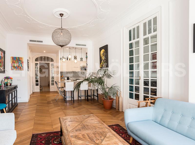 Foto a3584c9e-c8a6-457a-b7e7-f5866336cd01. Alquiler apartamento encantador piso temporal en eixample dreta en Barcelona