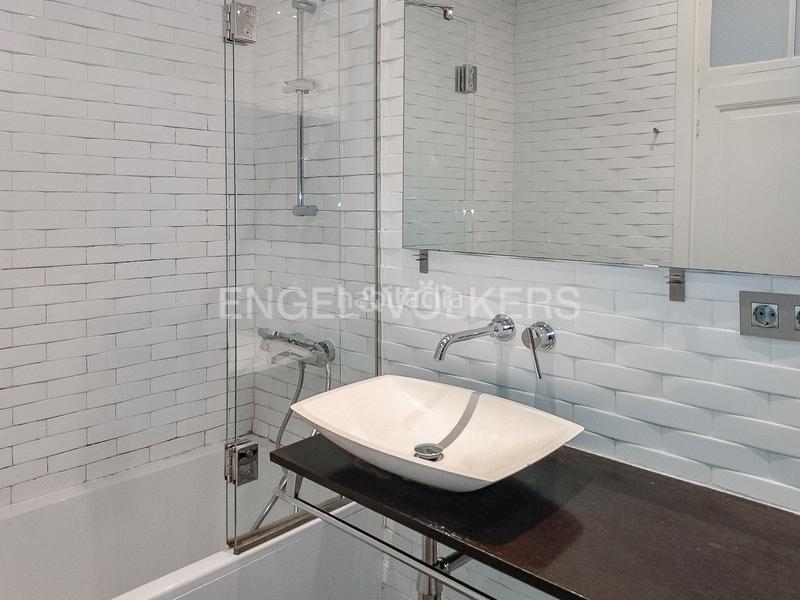 Foto c91ae198-5140-4fc8-bfae-be2f07b80aee. Apartament amb calefacció a Sarrià Barcelona