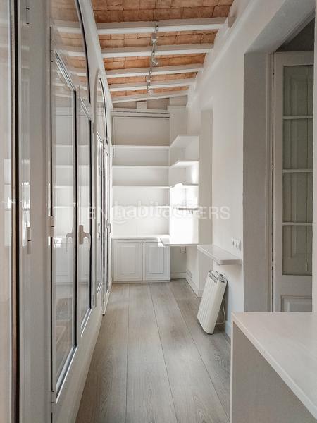 Foto e217f2dc-1ffd-4c00-b644-11ab77d3bd63. Apartament amb calefacció a Sarrià Barcelona
