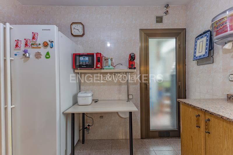 Foto 62b65d1f-f433-4b43-9bf3-8c90829fefce. House with heating parking in Vinyets-Molí Vell Sant Boi de Llobregat