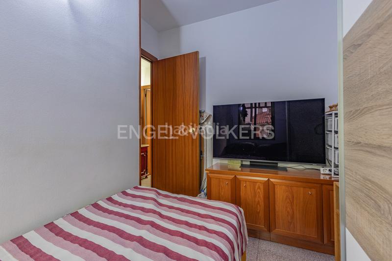 Foto ba797f20-6848-40df-9686-4f41e12dbea7. House with heating parking in Vinyets-Molí Vell Sant Boi de Llobregat