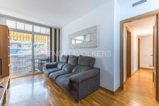 Appartement à Sant Ramon - Maternitat. Bonito y alto piso en les corts