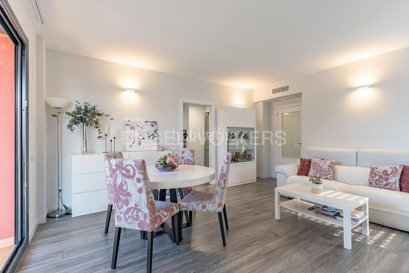 Foto f5efdd04-dbd6-4360-9ac5-fc33c5beaf9c. Apartament amb calefacció aparcament a Poble - Casc Antic Castellar del Vallès