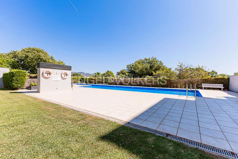 Foto df8a9410-3c9f-44a2-a278-d1679c37fa93. Piccolo appartamento con riscaldamento parcheggio piscina in Sitges