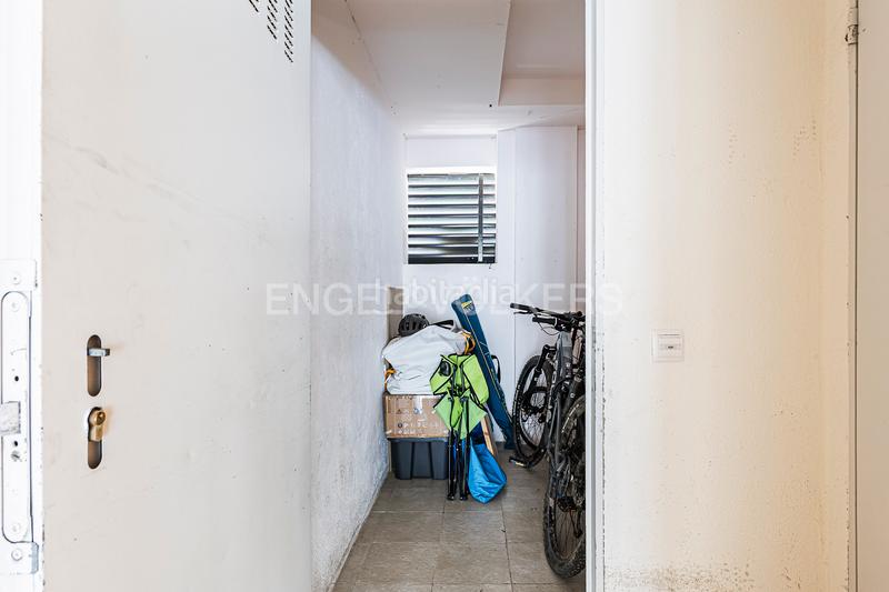 Foto f465eb56-3fbe-4901-b9f0-e72ba036ae99. Piccolo appartamento con riscaldamento parcheggio piscina in Sitges