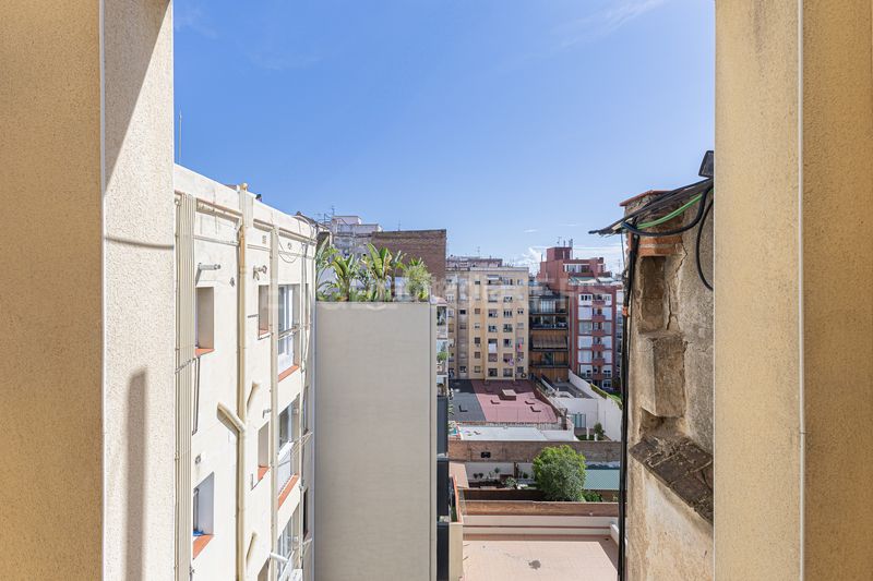 Foto d411fc9b-a76f-4698-b11f-f9953306d04c. Pis amb calefacció a Sagrada Família Barcelona