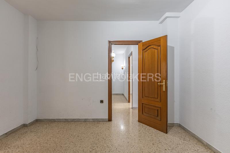 Foto effb5e56-e46c-4b8c-8e84-d2b323ee9e5d. Àtic amb calefacció aparcament a Eixample Sabadell