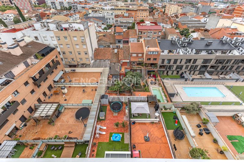 Foto f8b06509-7967-4518-b042-ac96c0c35b74. Àtic amb calefacció aparcament a Eixample Sabadell