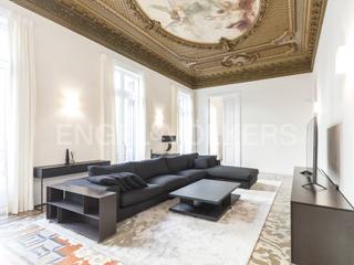 Appartement à Dreta de l´Eixample. Espectacular piso con elementos originales en la dreta del eixam