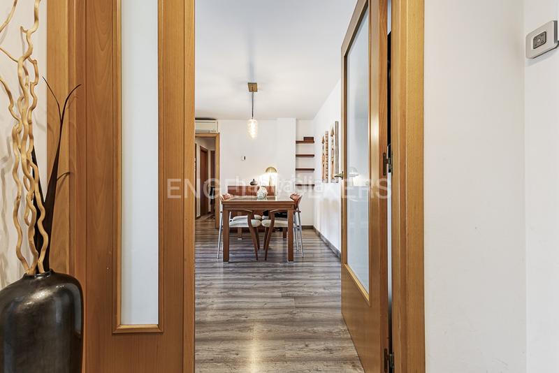 Foto e26676fa-7fec-4a5e-addb-b704f25ab252. Piccolo appartamento con riscaldamento parcheggio in Rubí