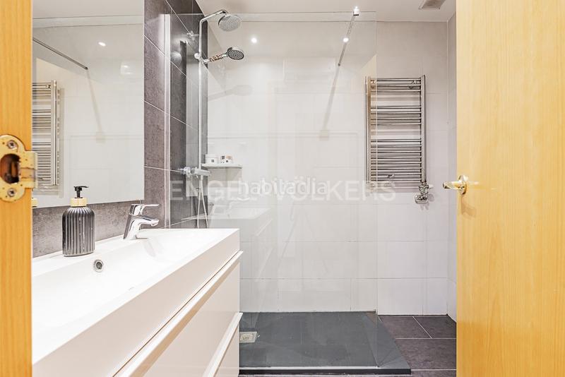 Foto fcdf1b3e-124e-4161-94f8-7877da0d5726. Piccolo appartamento con riscaldamento parcheggio in Rubí