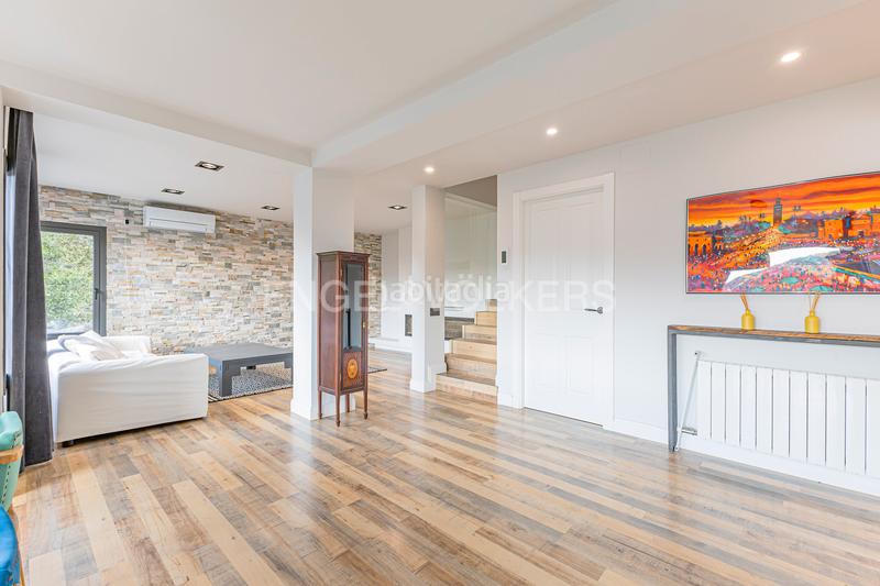 Foto 6aaf8bc2-e4fa-4ce4-b488-1b080e194320. Rent house with heating parking pool in Matadepera