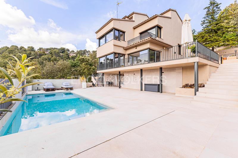 Foto 7142b610-8645-4190-ac9d-1cfb32853030. Rent house with heating parking pool in Matadepera